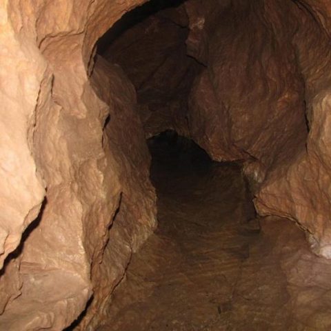 غار پنو